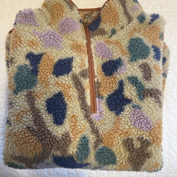 Size M LL Bean fleece - Picture 3 of 3